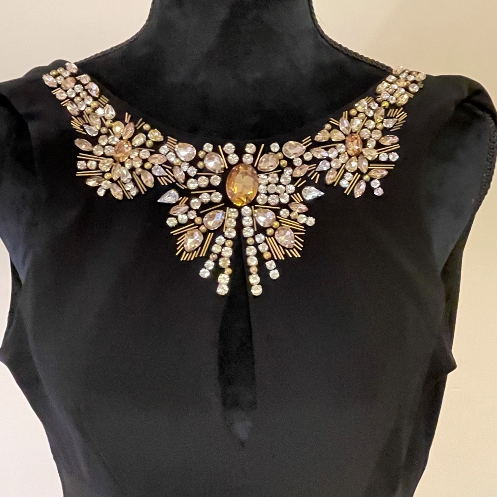 Nice used Vince Camuto dress in good condition.